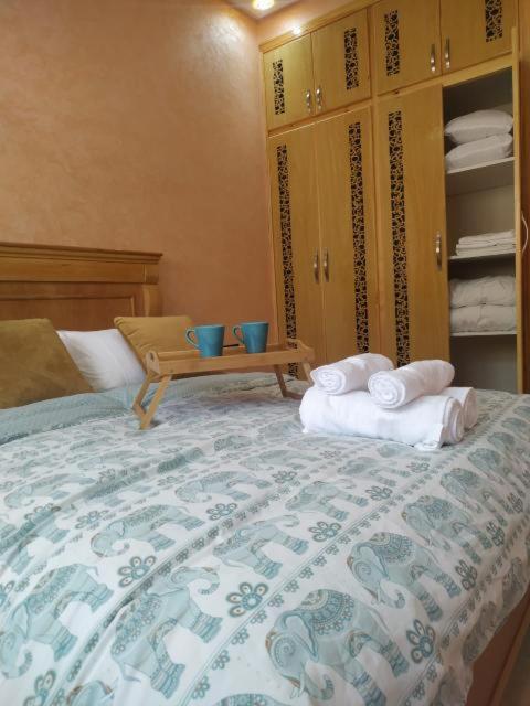 Appartement à alliance mehdia 2 juste pour couple marié on n'accepte pas les voyageurs célibataires ou les groupes d amis Kenitra Exterior foto
